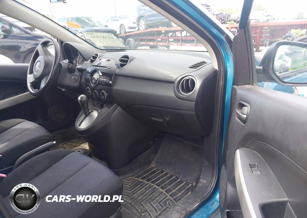 2012 Mazda Mazda2 Sport VIN:JM1DE1KY3C0151138 - 5