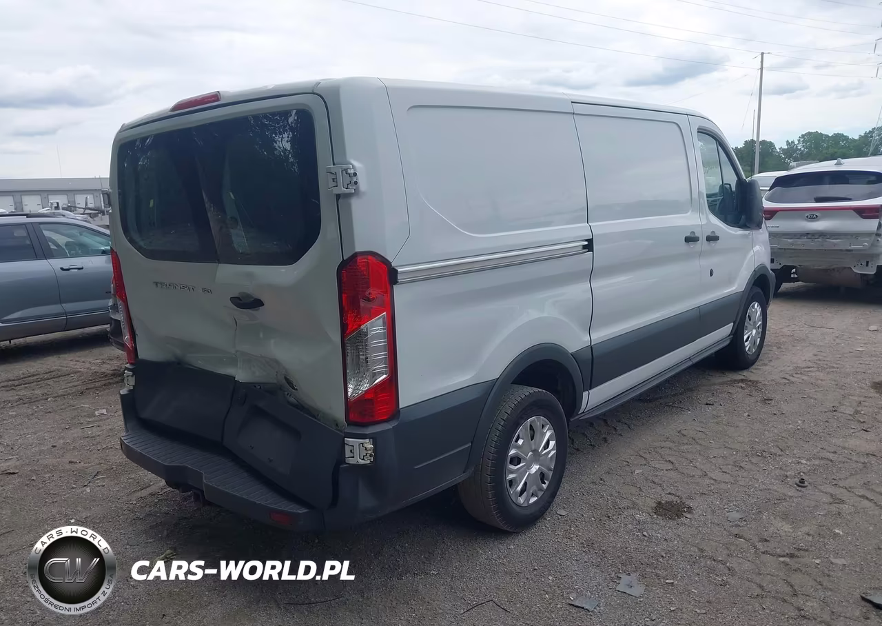 2016 Ford Transit-150 VIN:1FTYE1YM6GKB17582 - 4