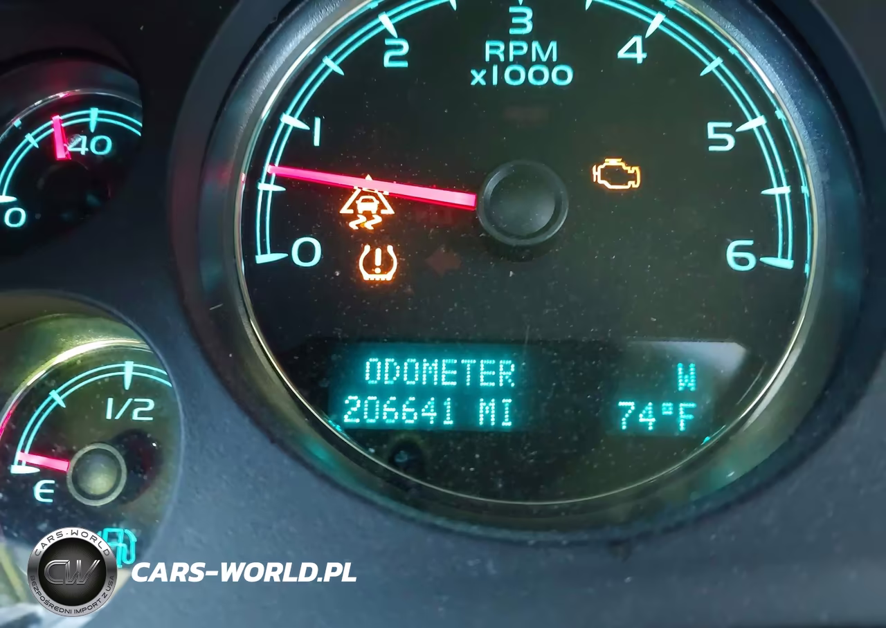 2010 Chevrolet Tahoe Ltz VIN:1GNUKCE05AR160711 - 15