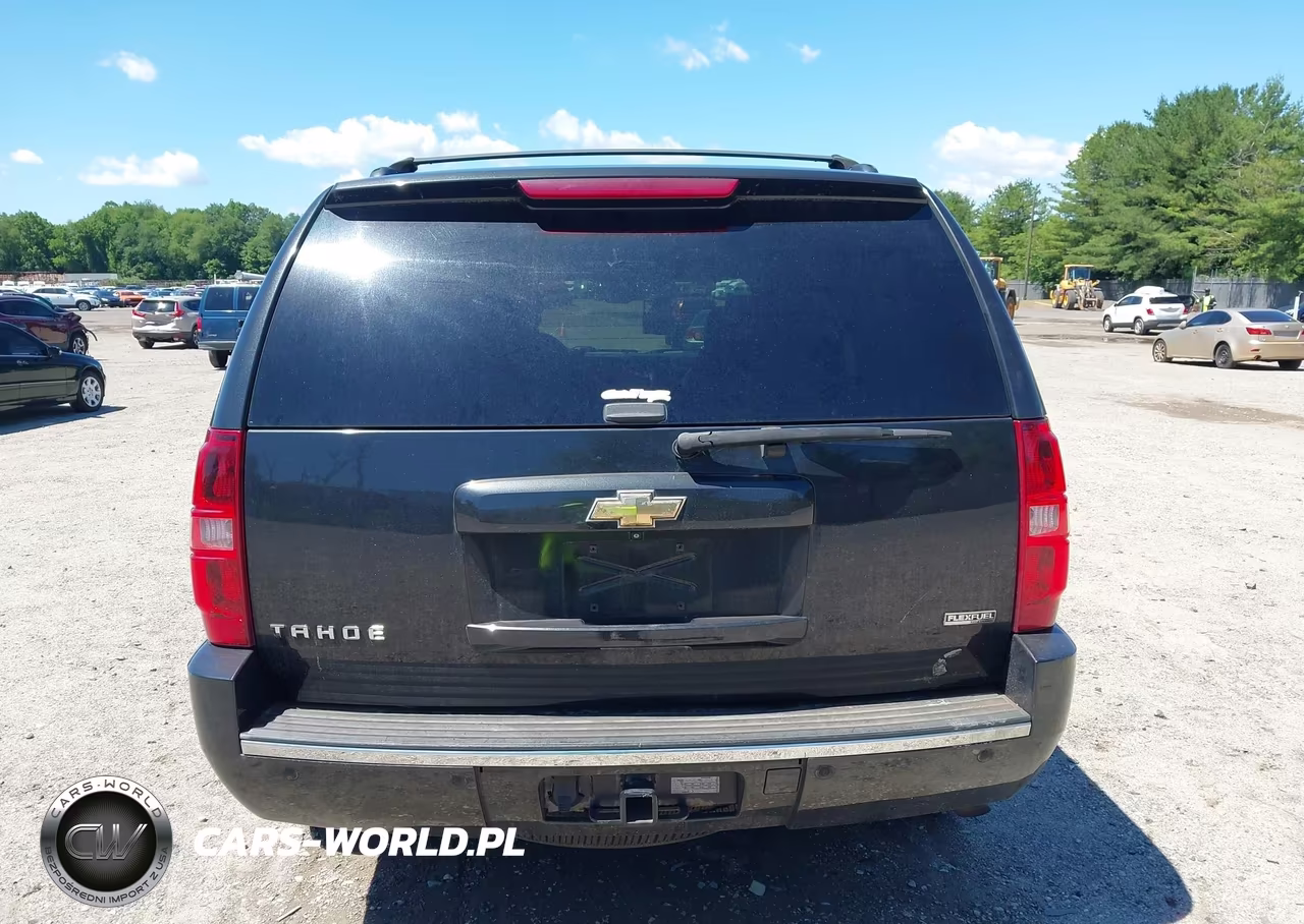 2010 Chevrolet Tahoe Ltz VIN:1GNUKCE05AR160711 - 16