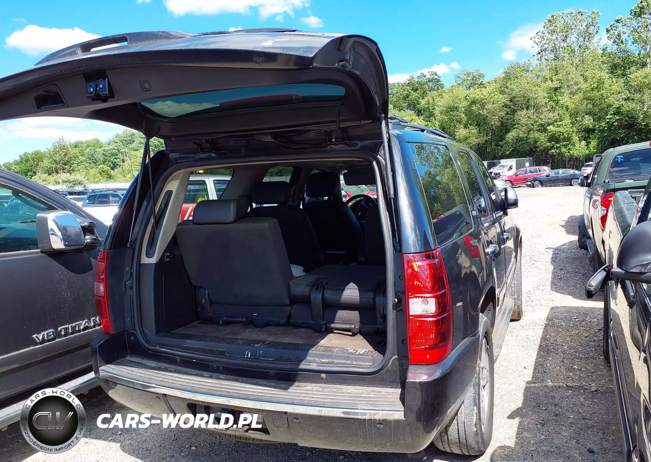 2010 Chevrolet Tahoe Ltz VIN:1GNUKCE05AR160711 - 17