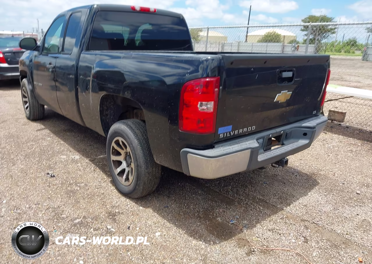 2008 Chevrolet Silverado 1500 Work Truck VIN:1GCEC19X98Z121426 - 3