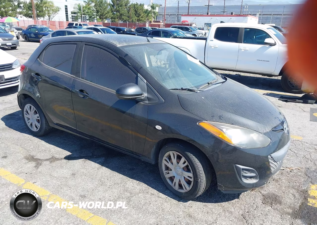 2014 Mazda Mazda2 Sport – zdjęcie 1 z 11