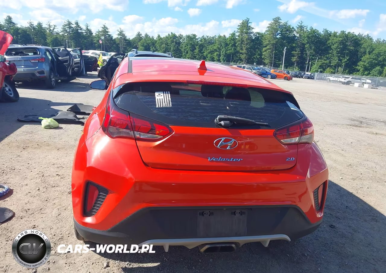 2019 Hyundai Veloster 2.0 Premium VIN:KMHTG6AF2KU011118 - 17