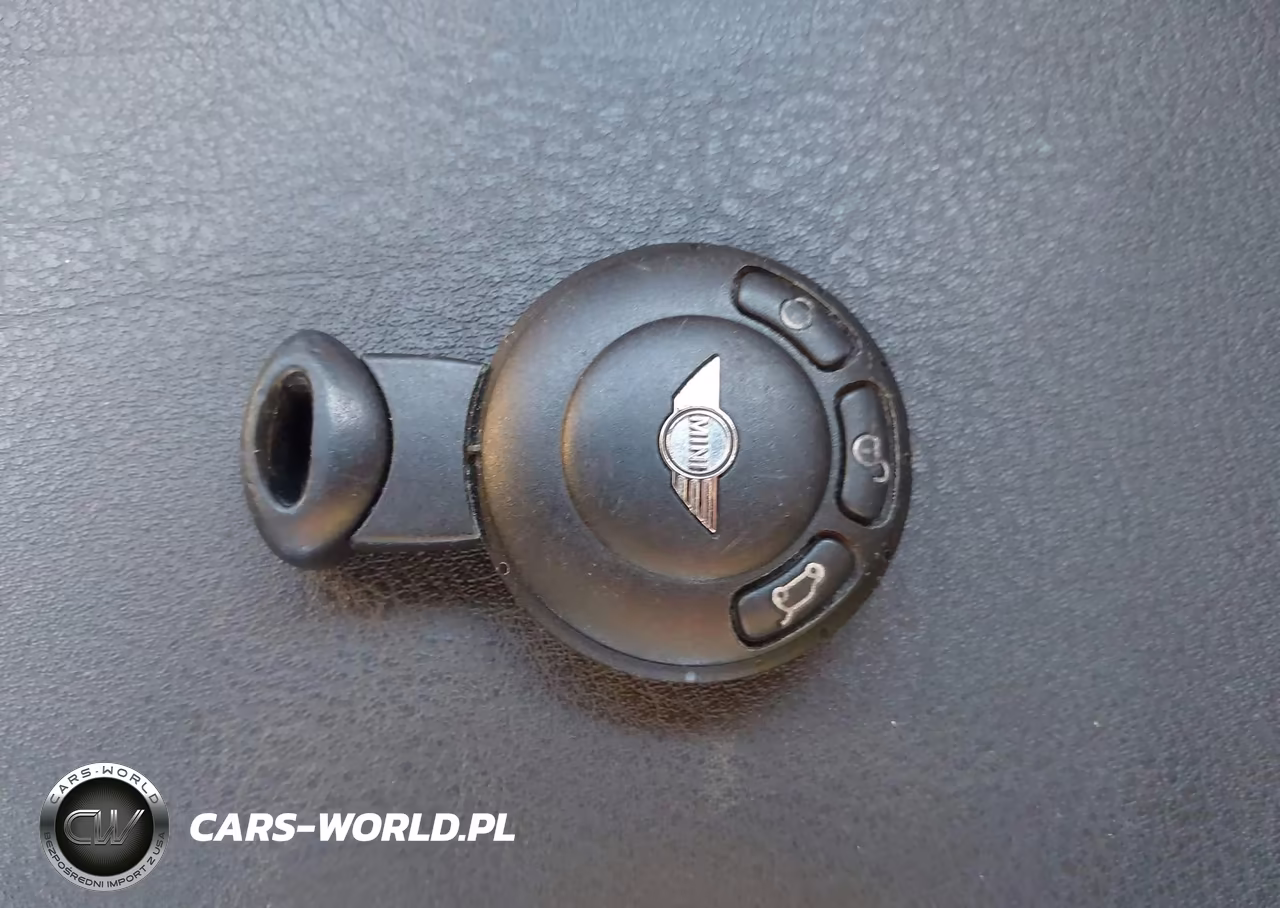 2007 Mini Cooper S VIN:WMWMF73577TT85935 - 11