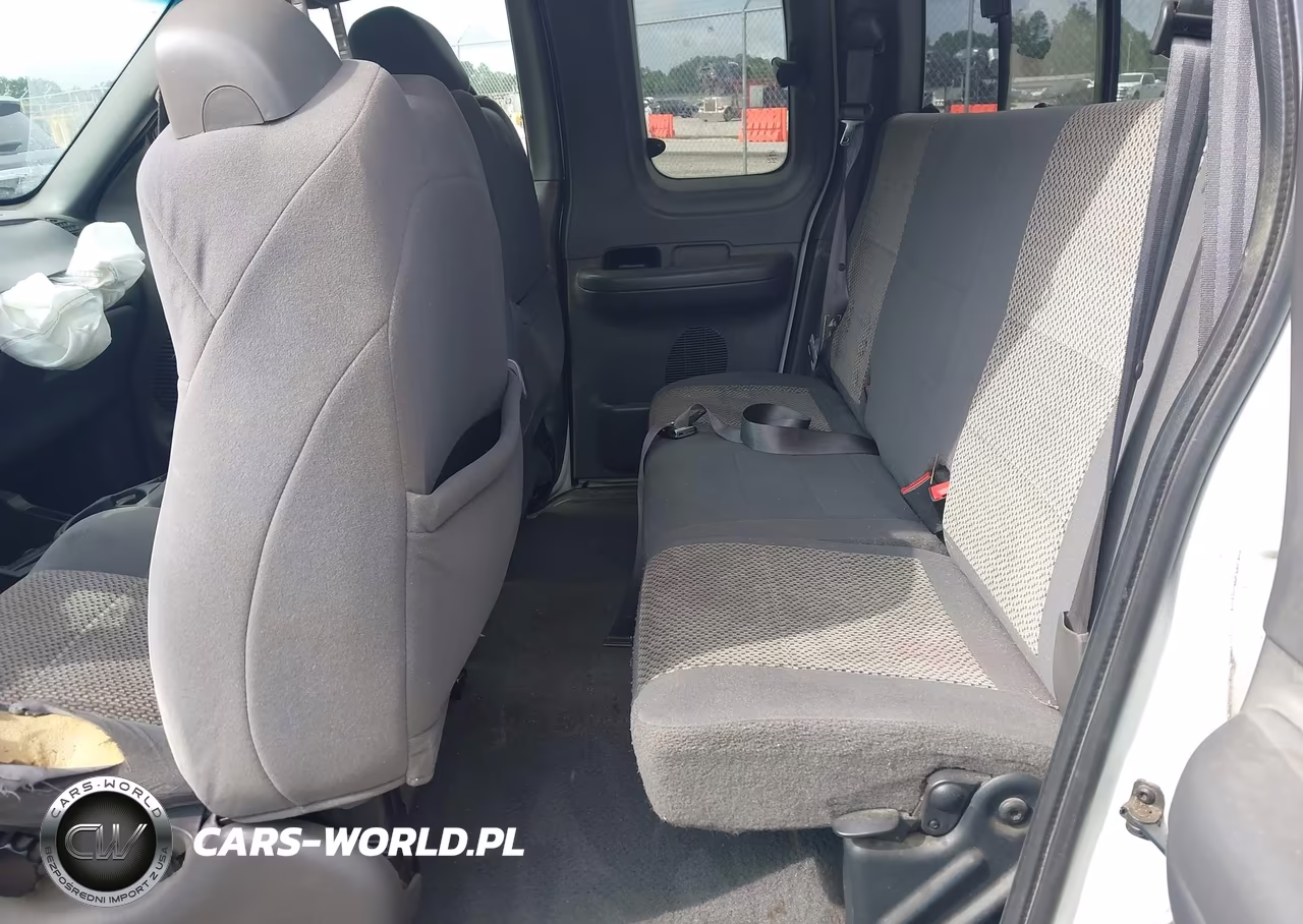2003 Ford F-150 Xl-Xlt VIN:1FTRX17233NA82863 - 8