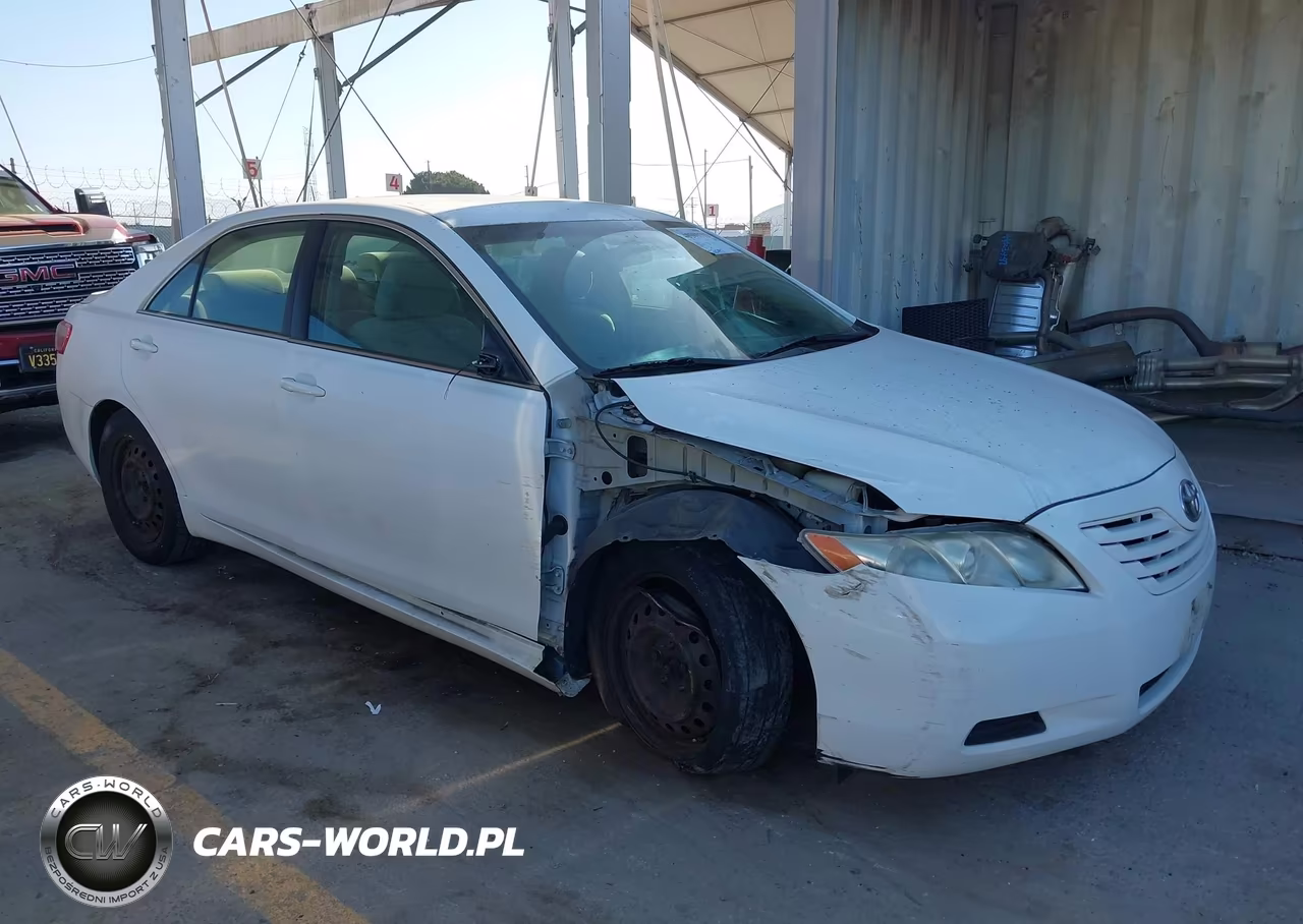 2009 Toyota Camry Le – zdjęcie 1 z 17