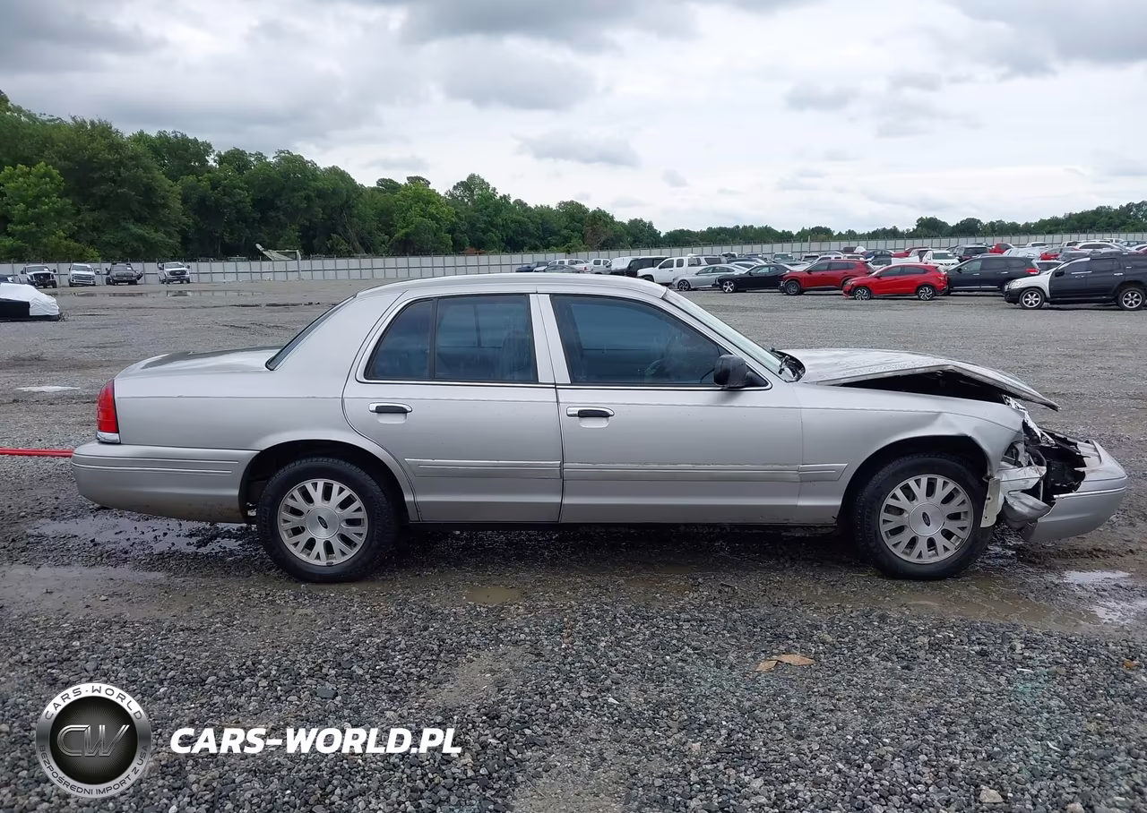 2004 Ford Crown Victoria Lx VIN:2FAFP74W64X110402 - 13