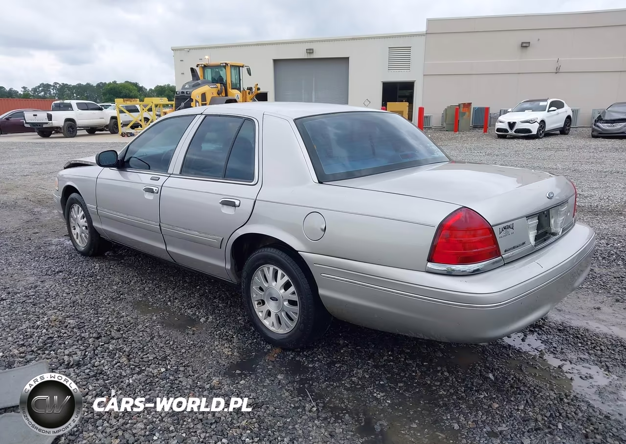 2004 Ford Crown Victoria Lx VIN:2FAFP74W64X110402 - 3