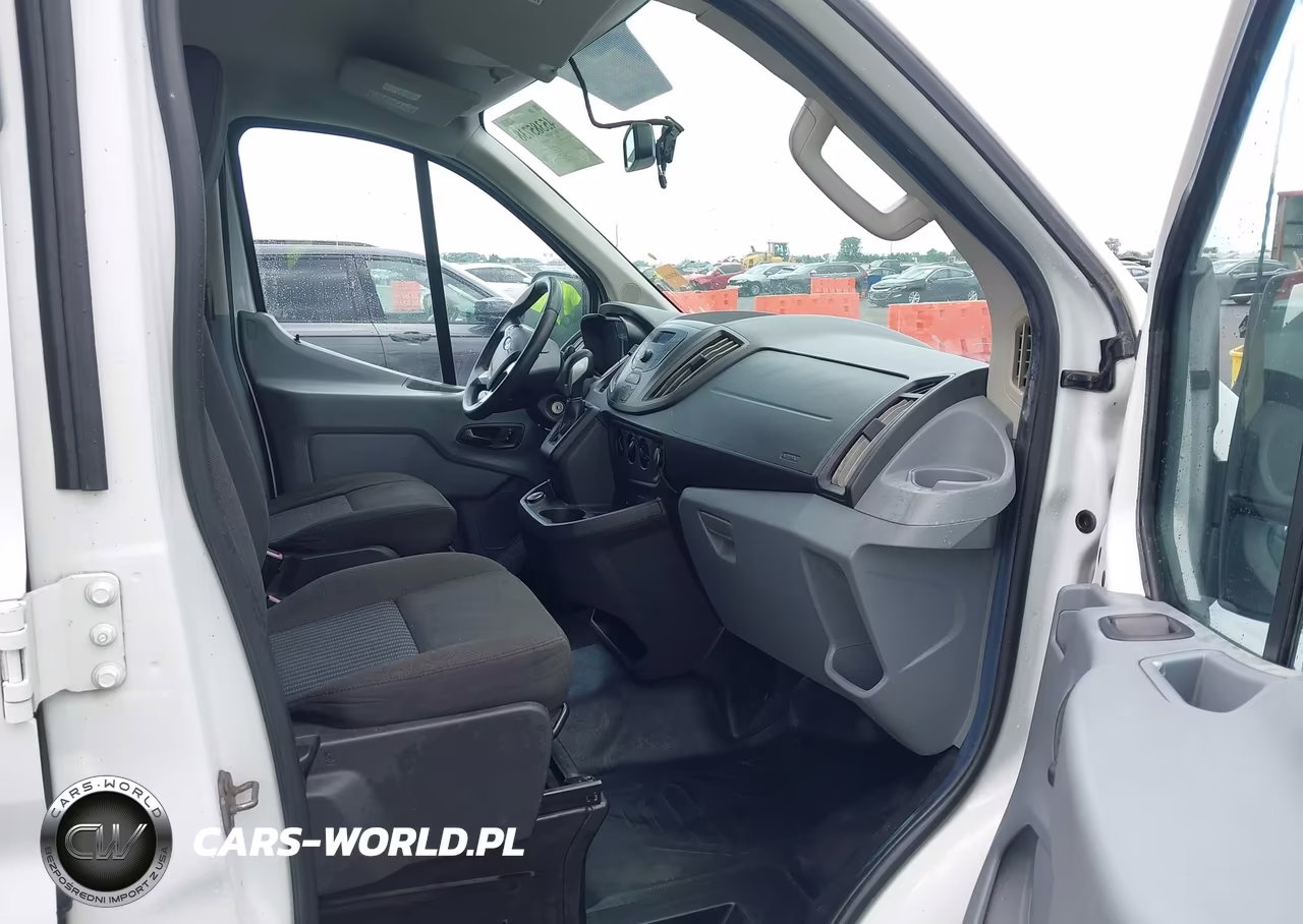 2017 Ford Transit-250 VIN:1FTYR1ZM5HKA64023 - 5