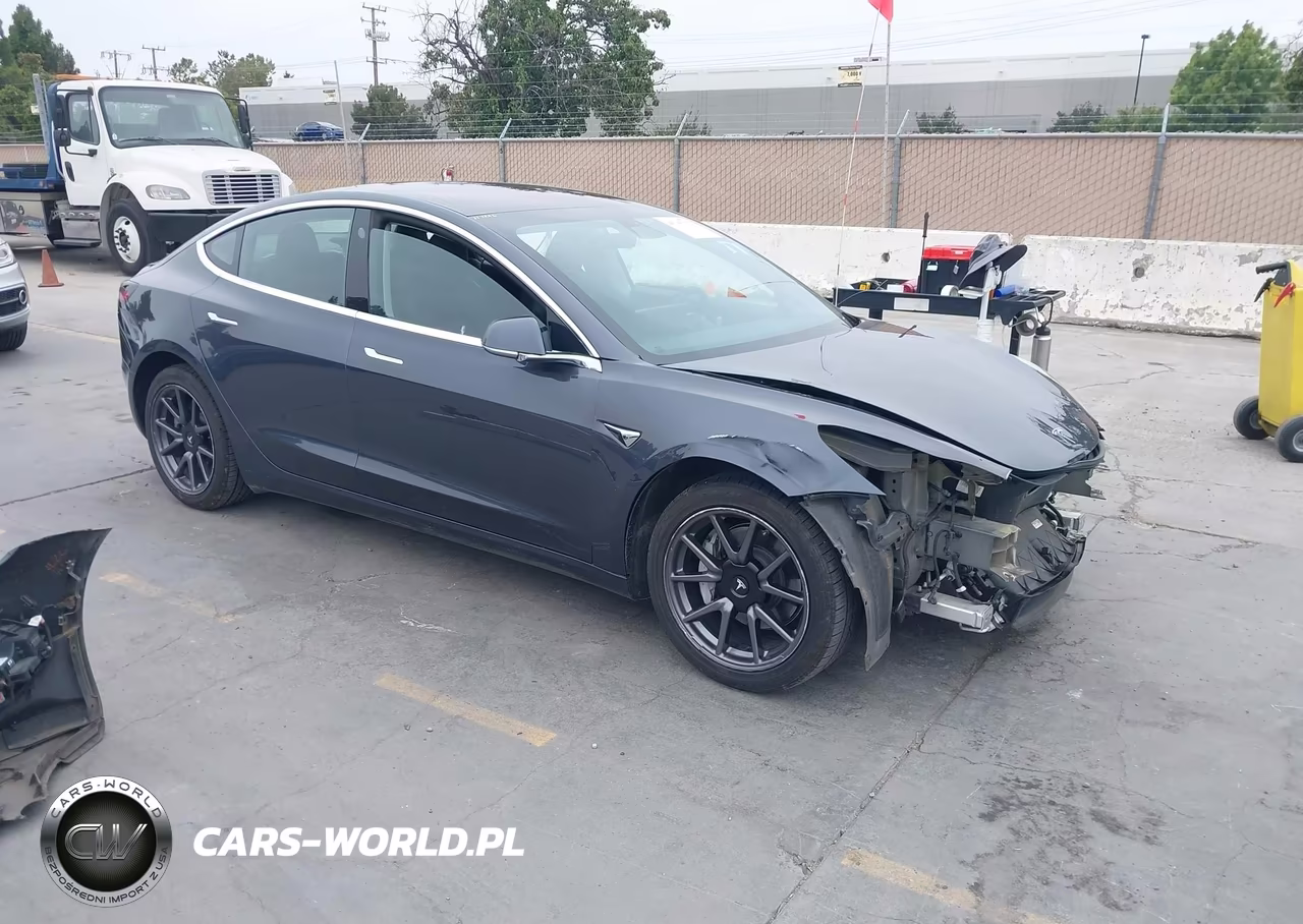 2018 Tesla Model 3 Long Range-Performance – zdjęcie 1 z 20
