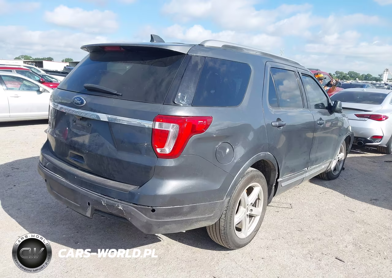 2019 Ford Explorer Xlt VIN:1FM5K7D80KGB53279 - 4