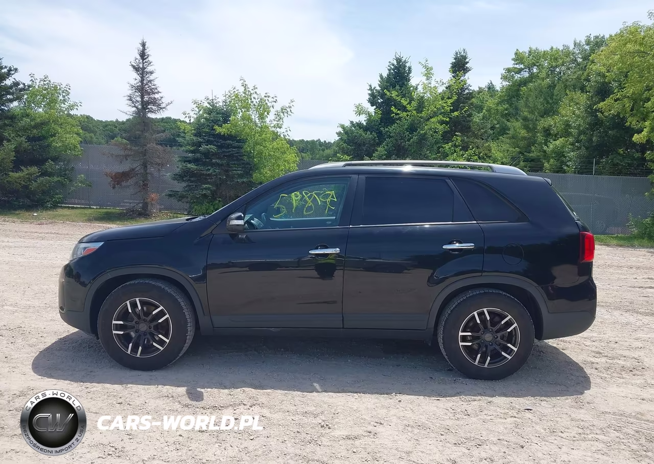 2015 Kia Sorento Lx VIN:5XYKT3A68FG570075 - 14