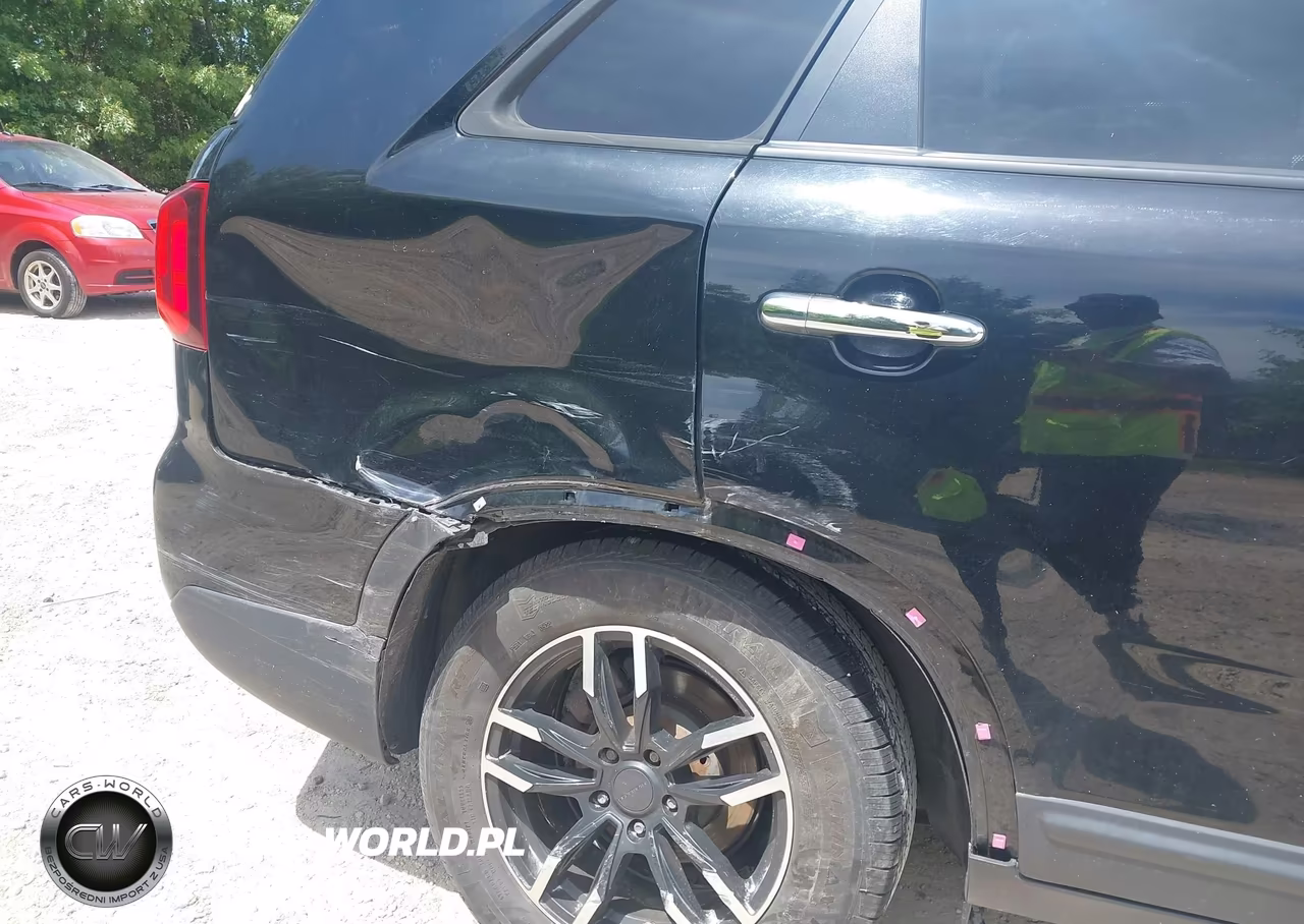 2015 Kia Sorento Lx VIN:5XYKT3A68FG570075 - 6