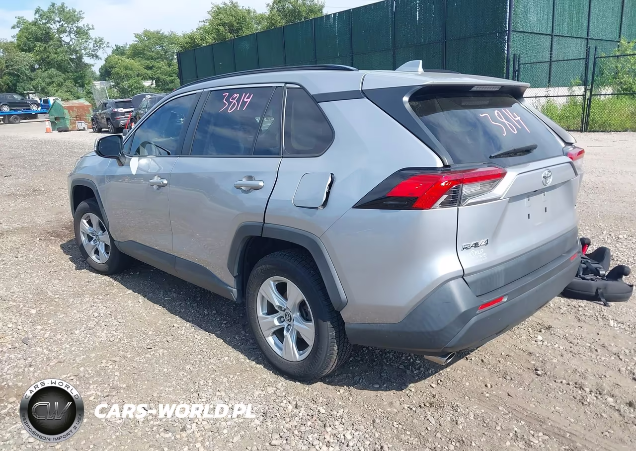 2019 Toyota Rav4 Xle VIN:JTMW1RFV0KD023529 - 3
