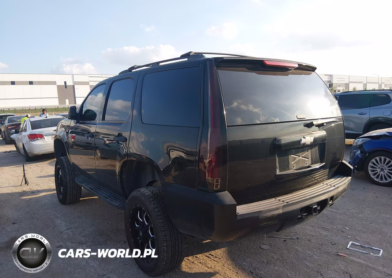 2008 Chevrolet Tahoe Ls VIN:1GNFC13C38R200348 - 3