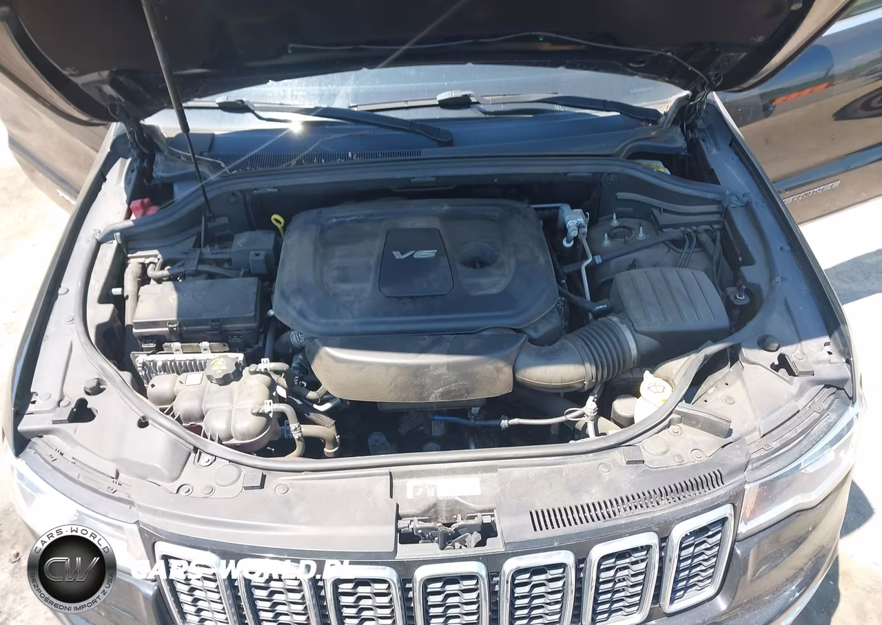 2019 Jeep Grand Cherokee Limited 4X4 VIN:1C4RJFBG1KC526768 - 10