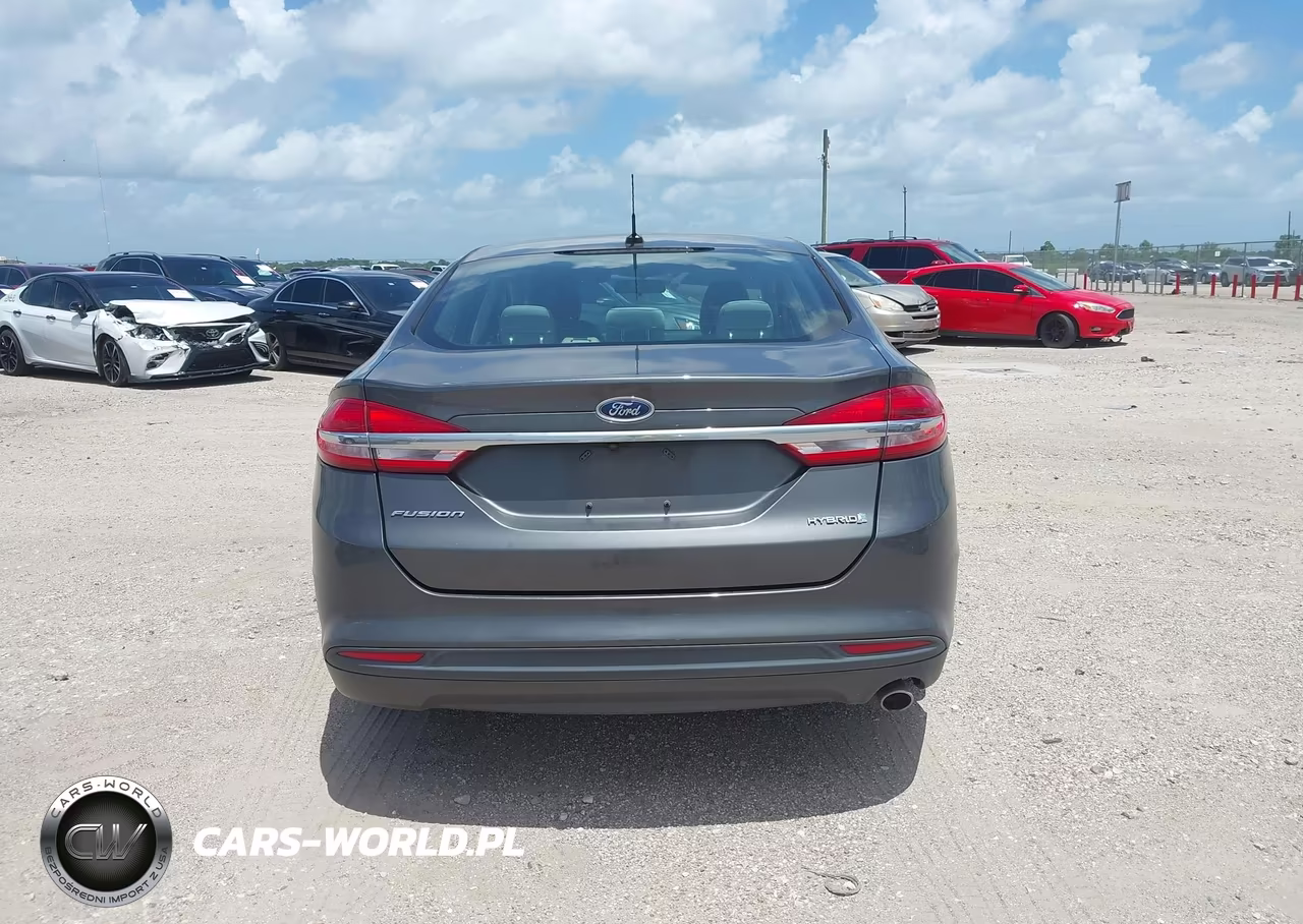 2018 Ford Fusion Hybrid S VIN:3FA6P0UU1JR278853 - 16