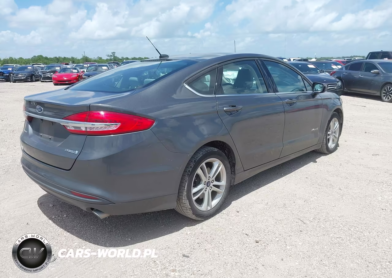2018 Ford Fusion Hybrid S VIN:3FA6P0UU1JR278853 - 4