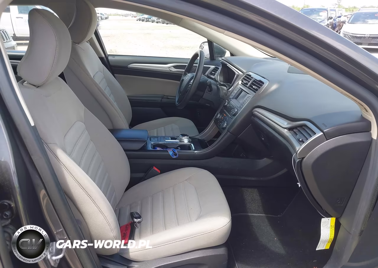 2018 Ford Fusion Hybrid S VIN:3FA6P0UU1JR278853 - 5