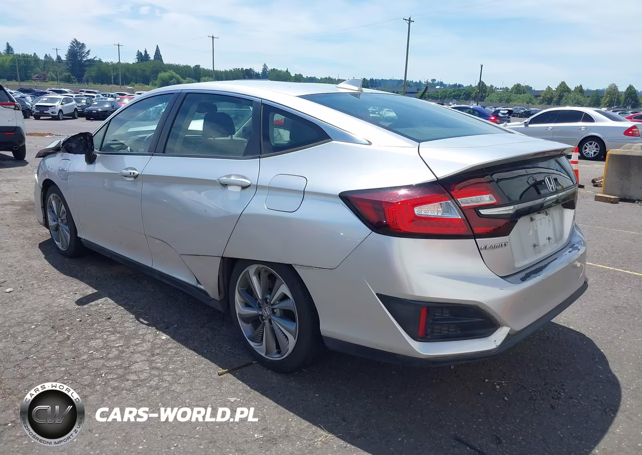 2018 Honda Clarity Plug-In Hybrid Touring VIN:JHMZC5F33JC015717 - 3