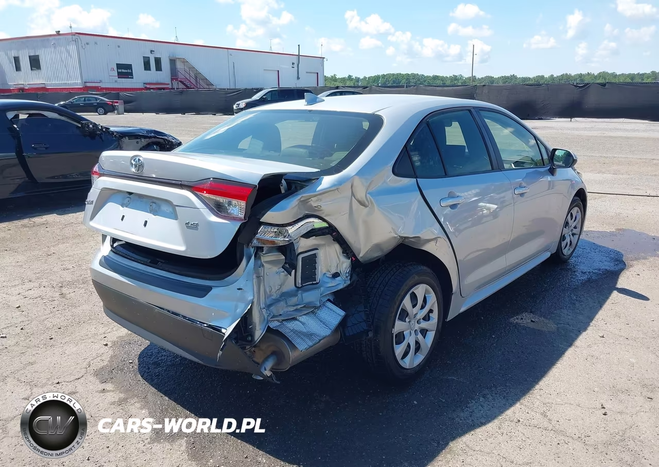 2023 Toyota Corolla Le VIN:JTDB4MEE2P3014354 - 4
