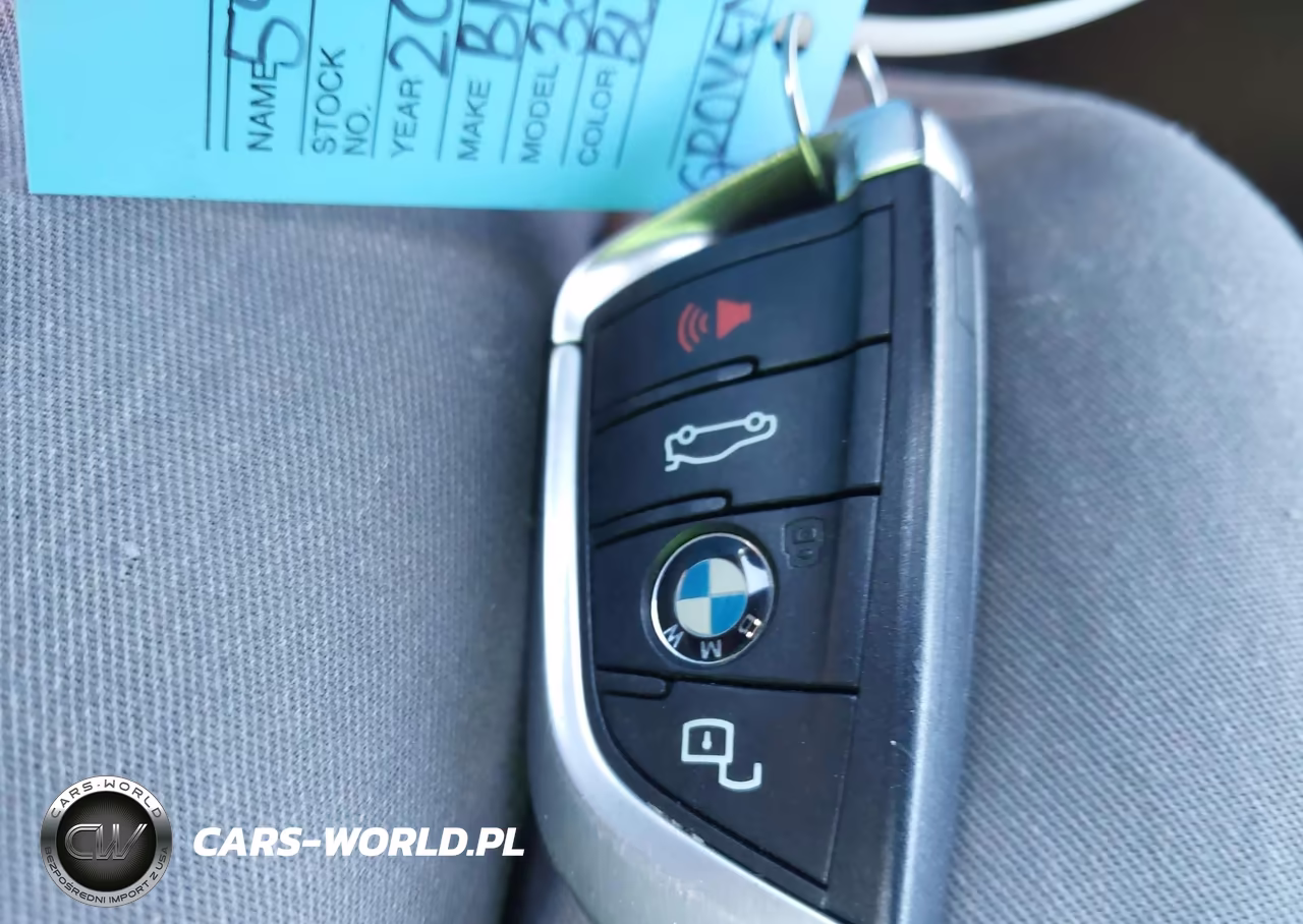 2019 BMW 330I xDrive VIN:WBA5R7C50KFH15419 - 11