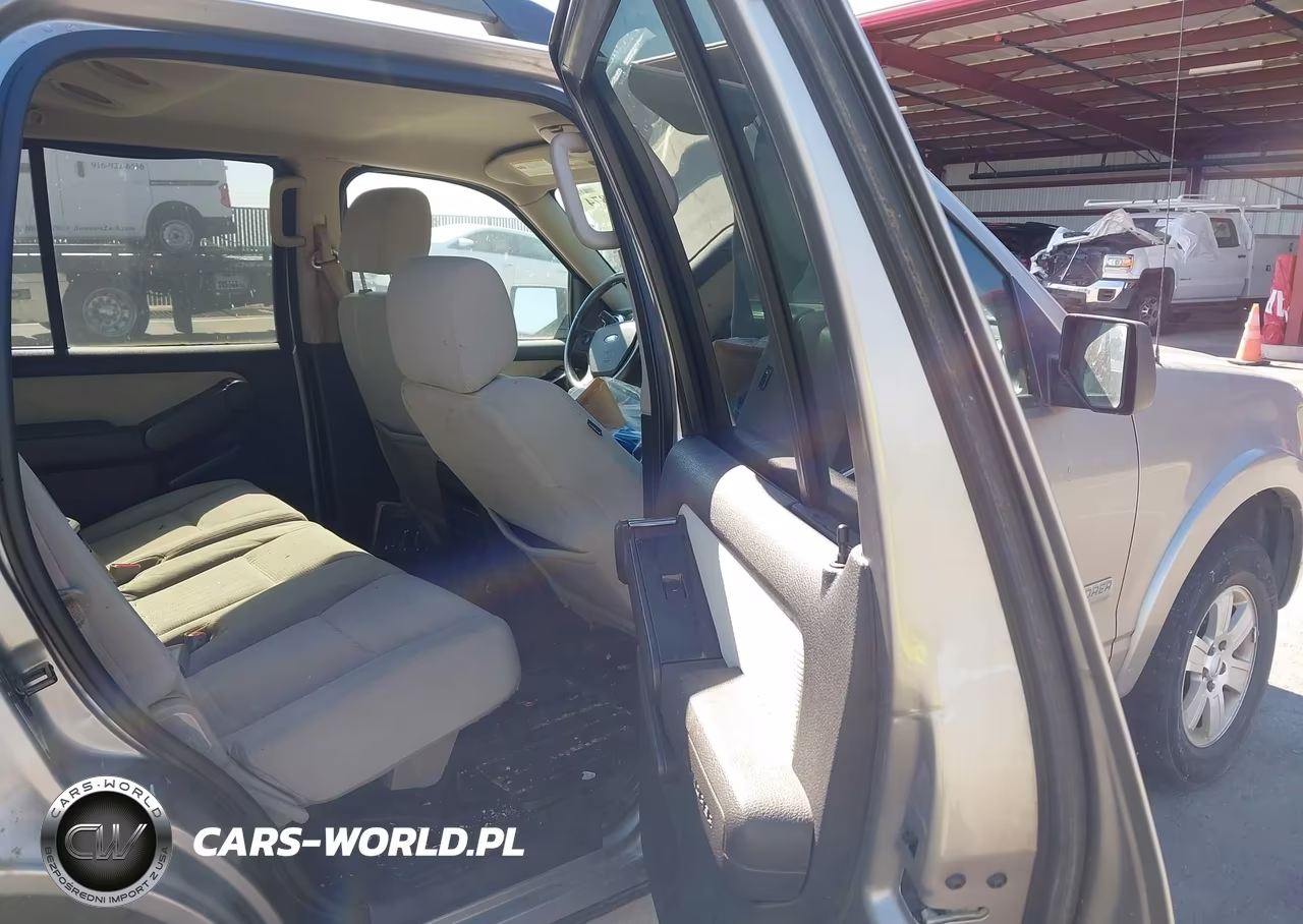 2008 Ford Explorer Xlt VIN:1FMEU73E08UA07167 - 8