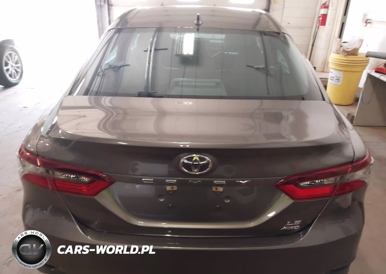 2022 Toyota Camry Le VIN:4T1C11BK3NU066925 - 16