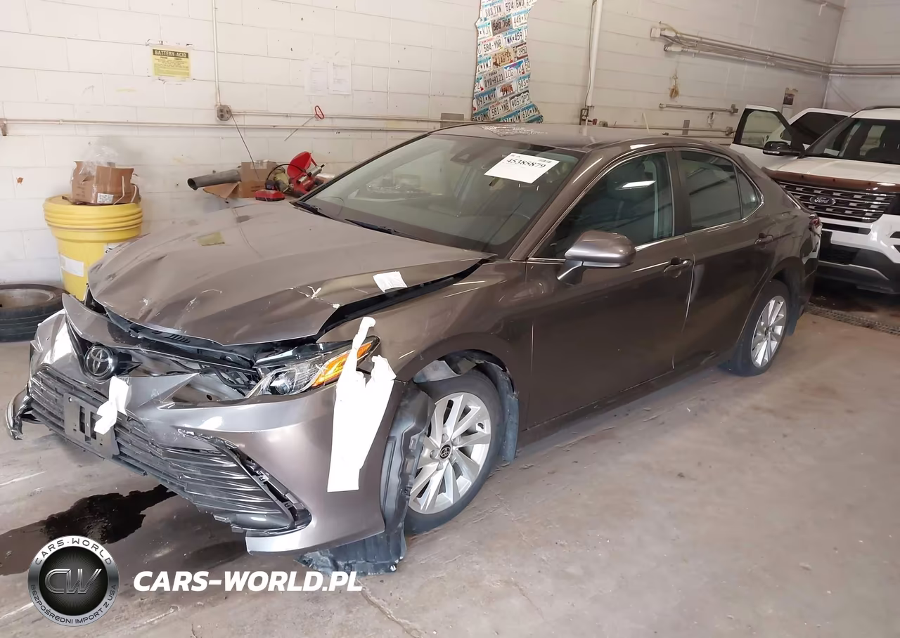 2022 Toyota Camry Le VIN:4T1C11BK3NU066925 - 2