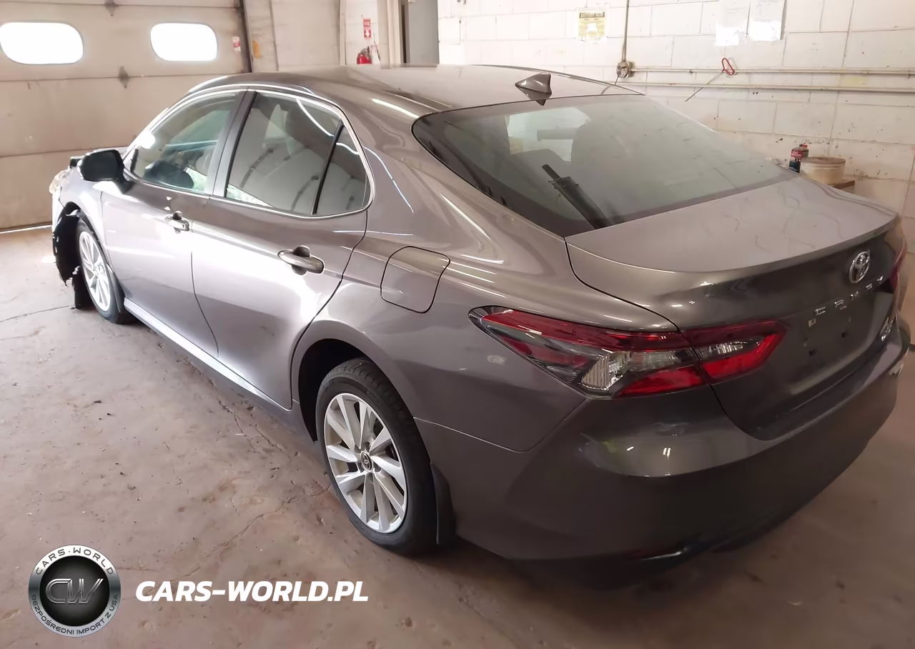 2022 Toyota Camry Le VIN:4T1C11BK3NU066925 - 3