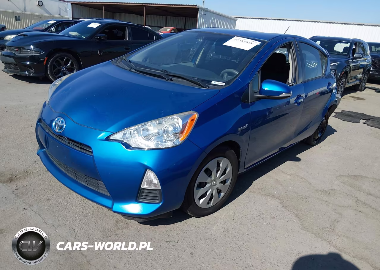 2014 Toyota Prius C Two VIN:JTDKDTB37E1065712 - 2