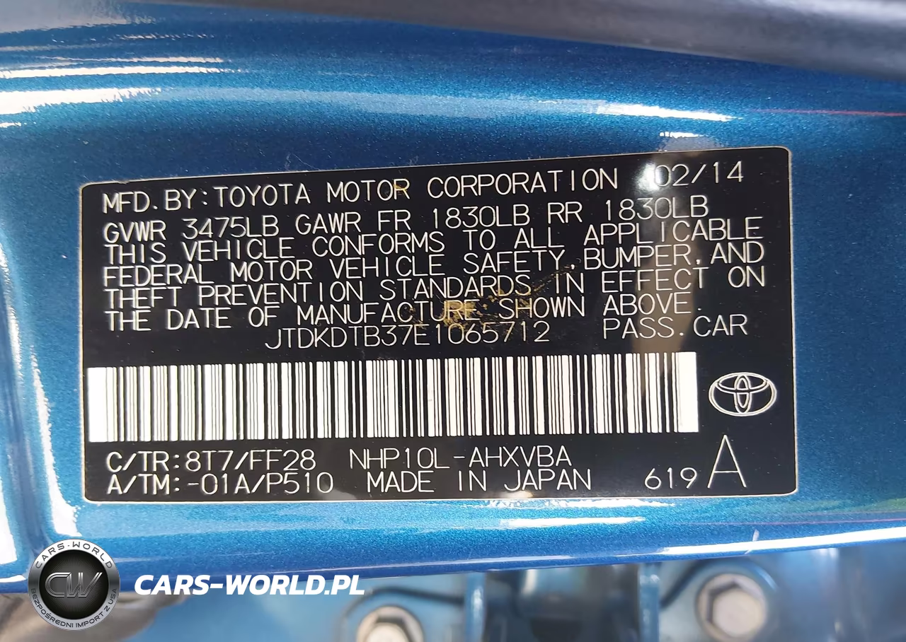 2014 Toyota Prius C Two VIN:JTDKDTB37E1065712 - 9