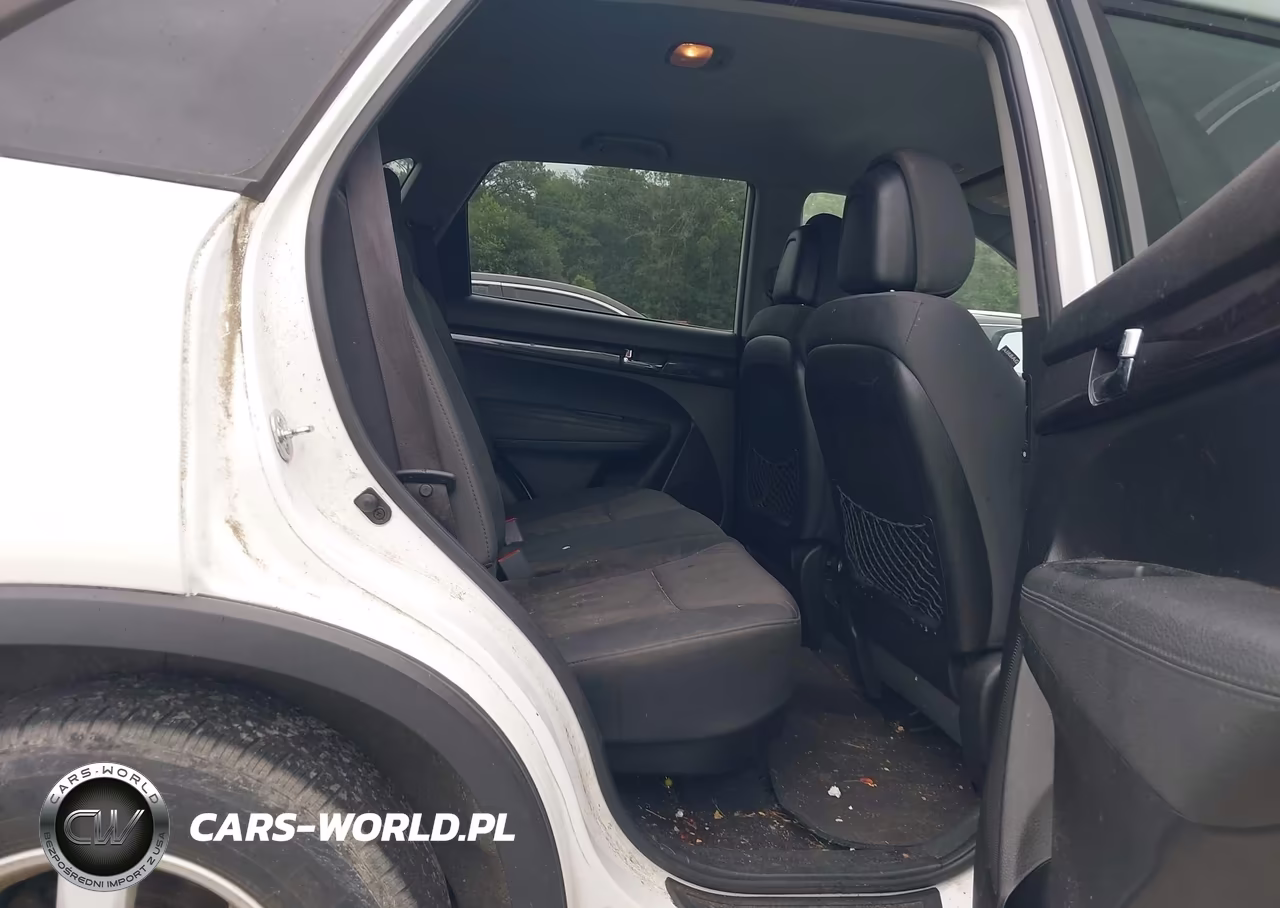 2013 Kia Sorento Lx V6 VIN:5XYKT4A23DG402070 - 8