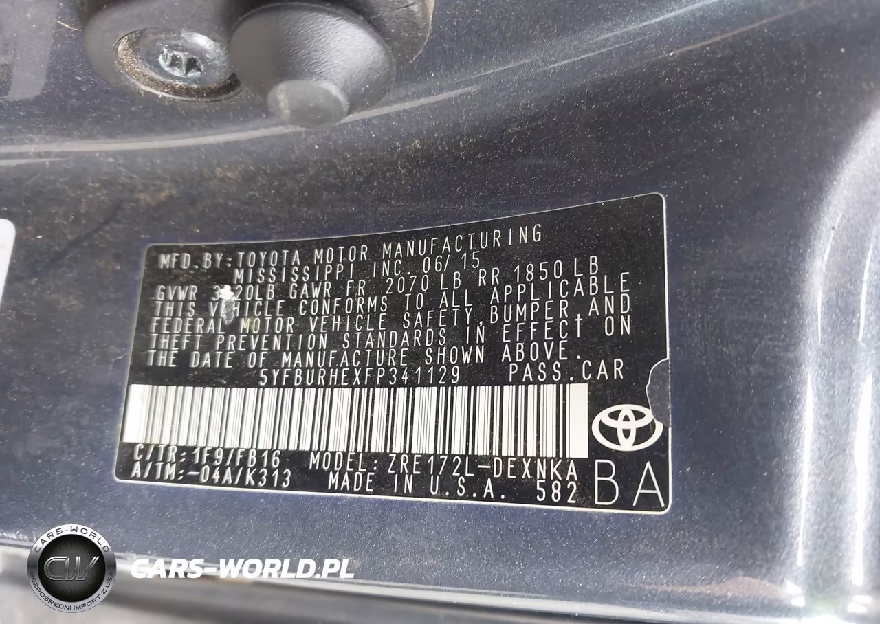 2015 Toyota Corolla Le VIN:5YFBURHEXFP341129 - 9