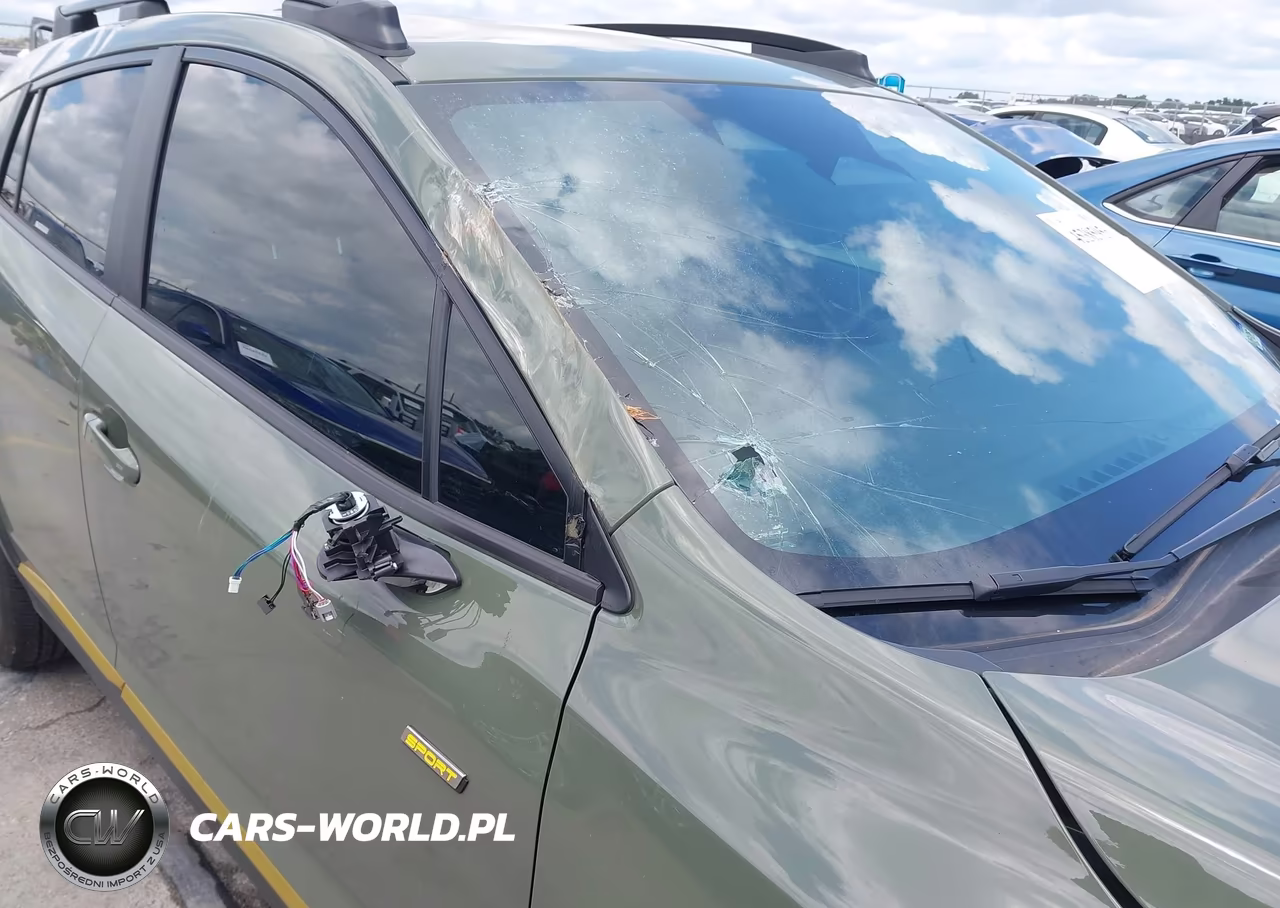 2025 Subaru Crosstrek Sport VIN:4S4GUHF63S3741611 - 17