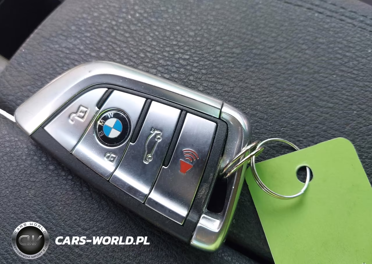 2018 BMW X5 xDrive35I VIN:5UXKR0C58J0X99550 - 11