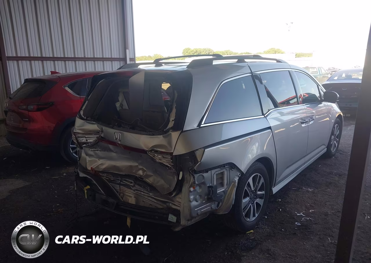 2014 Honda Odyssey Touring-Touring Elite VIN:5FNRL5H95EB082458 - 4