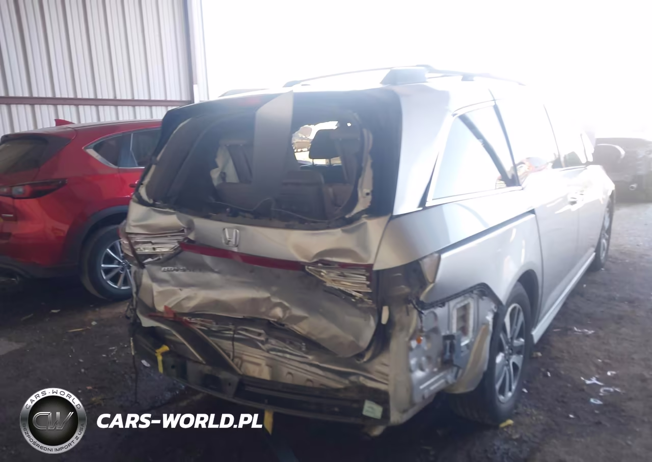 2014 Honda Odyssey Touring-Touring Elite VIN:5FNRL5H95EB082458 - 6