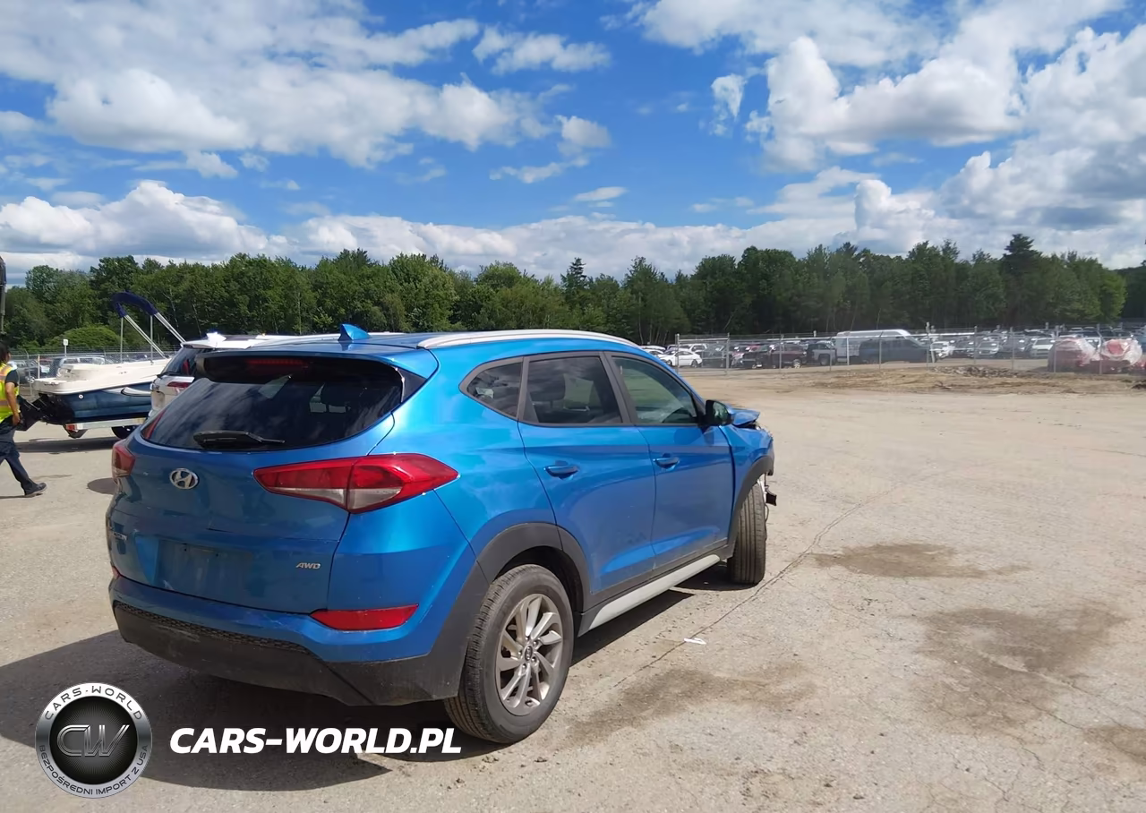 2018 Hyundai Tucson Sel VIN:KM8J3CA47JU703888 - 4
