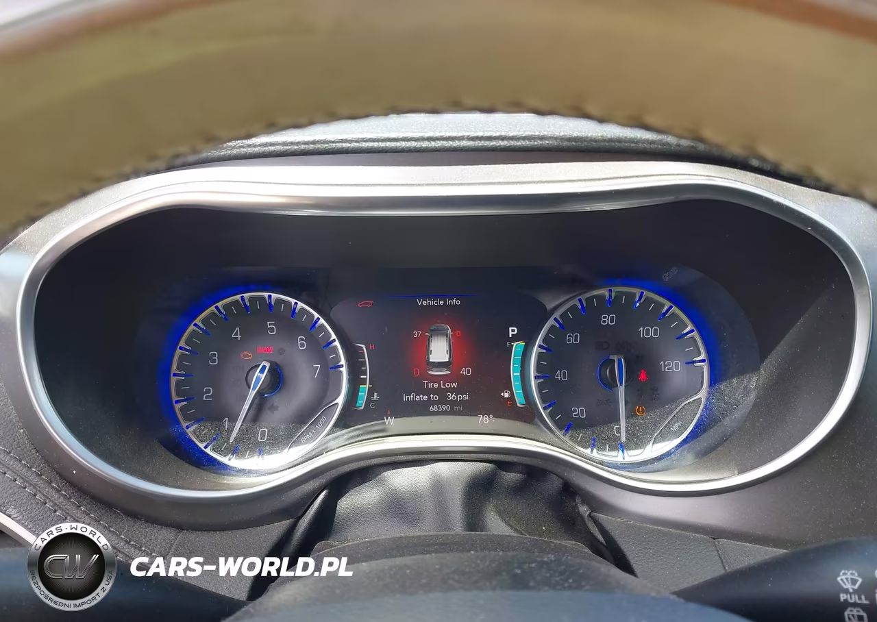2019 Chrysler Pacifica Limited VIN:2C4RC1GGXKR551889 - 7