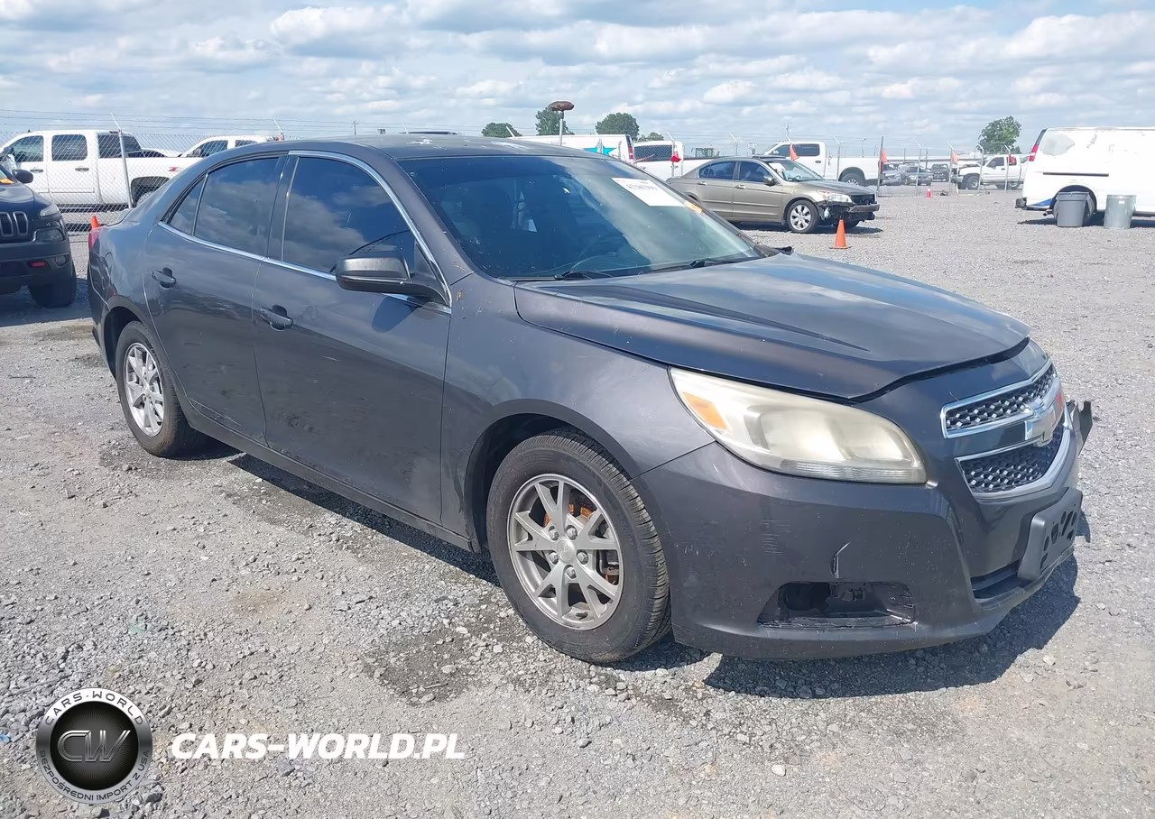 2013 Chevrolet Malibu 1Fl – zdjęcie 1 z 17