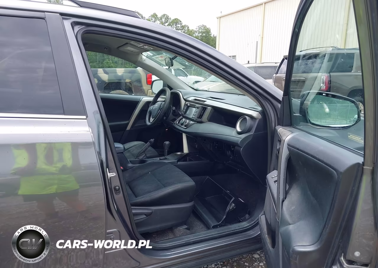 2015 Toyota Rav4 Le VIN:2T3ZFREV1FW206091 - 5