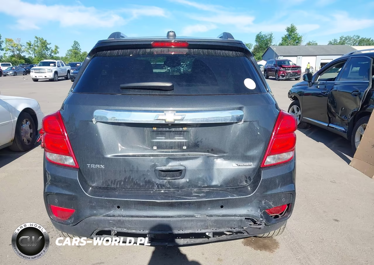2017 Chevrolet Trax Premier VIN:3GNCJMSB2HL141464 - 16