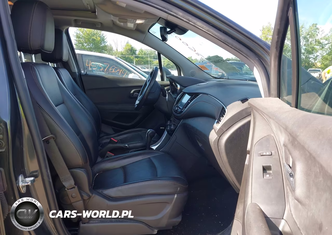 2017 Chevrolet Trax Premier VIN:3GNCJMSB2HL141464 - 5