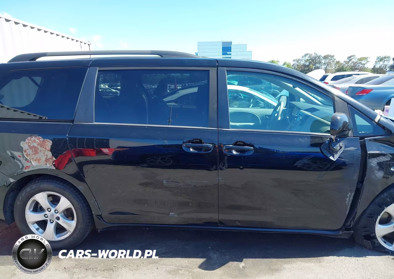 2014 Toyota Sienna Le V6 8 Passenger VIN:5TDKK3DC1ES435302 - 13