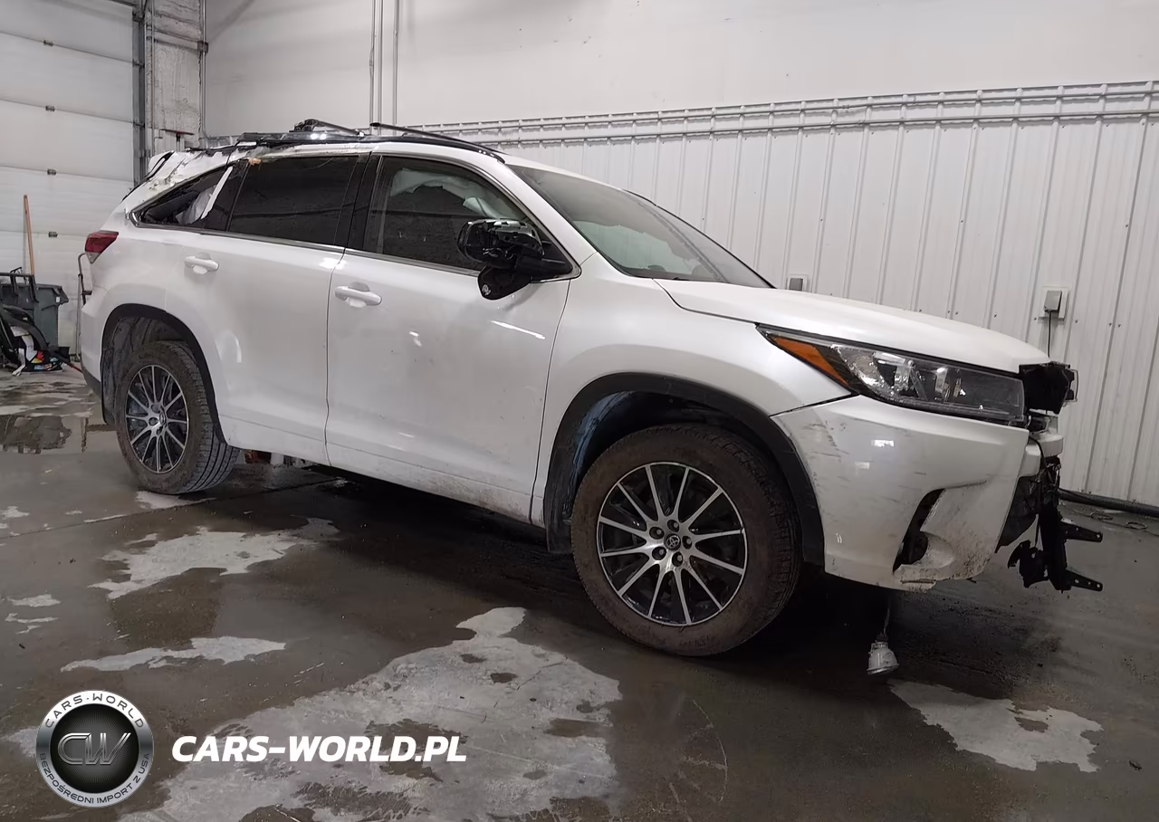 2017 Toyota Highlander Se – zdjęcie 1 z 17