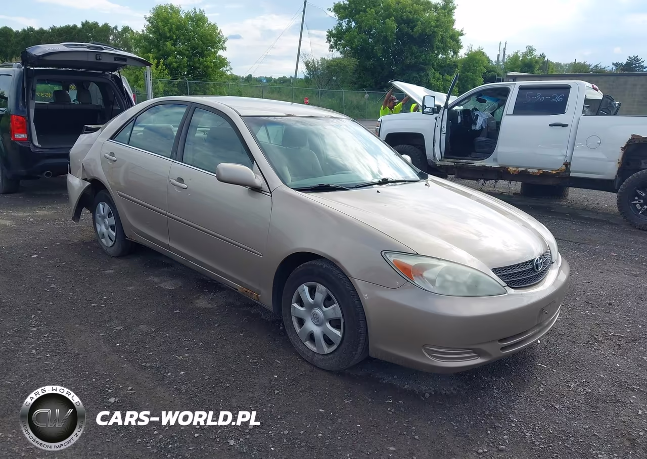 2004 Toyota Camry Le – zdjęcie 1 z 17