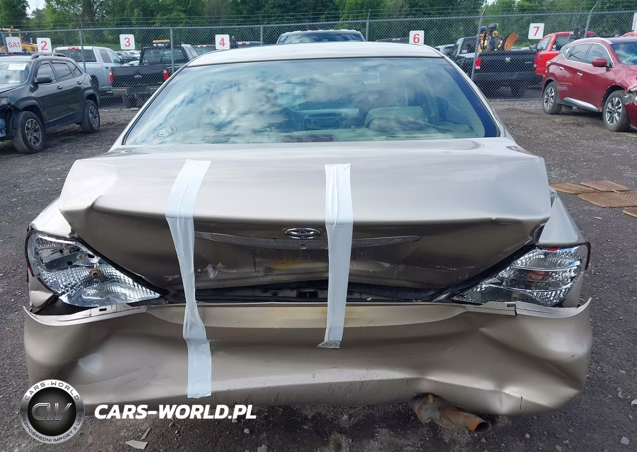 2004 Toyota Camry Le VIN:4T1BE32K14U352296 - 17