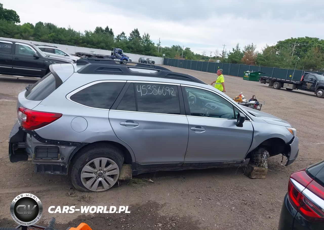 2016 Subaru Outback 2.5I Premium VIN:4S4BSBCC2G3253507 - 14